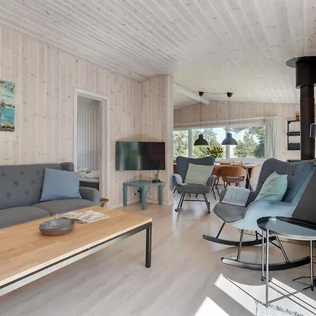 Solvey - 2km From The Sea By Interhome